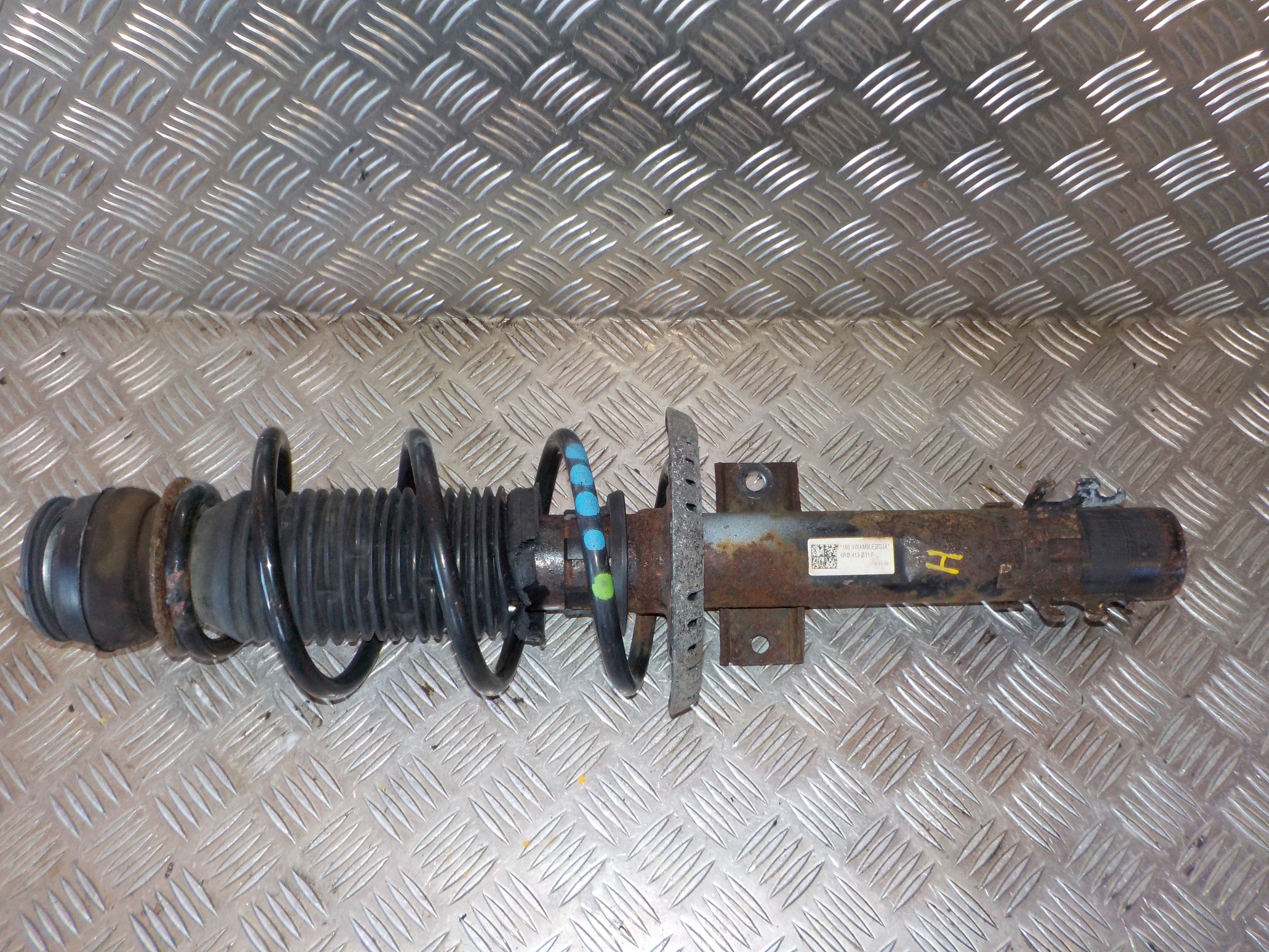 Seat Ibiza Fjederben For H Med OEM Nr. 6R0413031E Fra Seat Ophugger