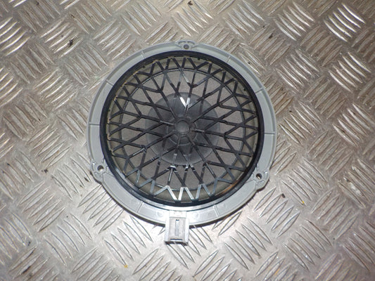 Peugeot 208 Højttaler Med OEM Nr. 9809320280 Fra Peugeot Ophugger