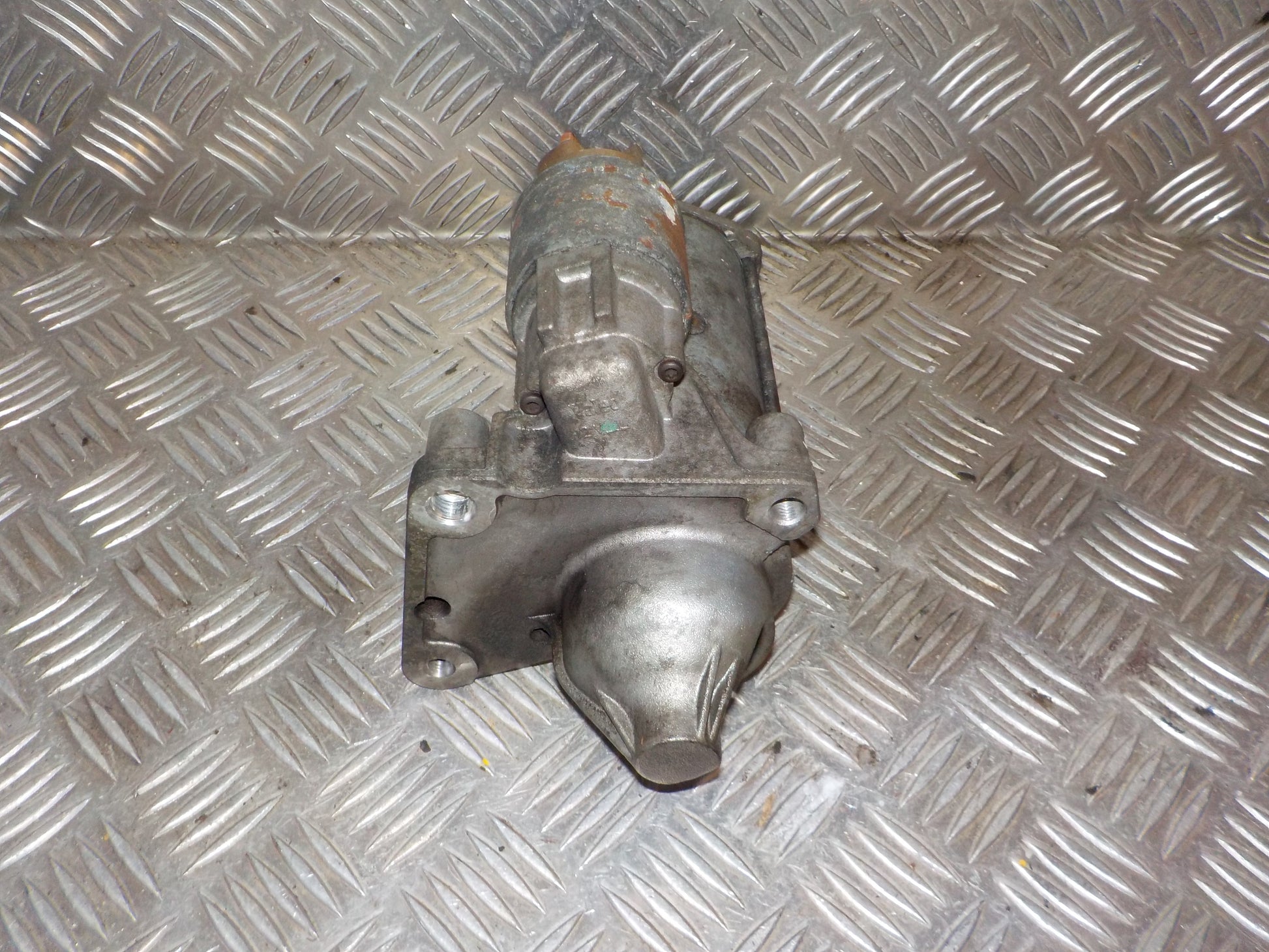 Peugeot 207 Starter Med OEM Nr. TS22E26 Fra Peugeot Ophugger