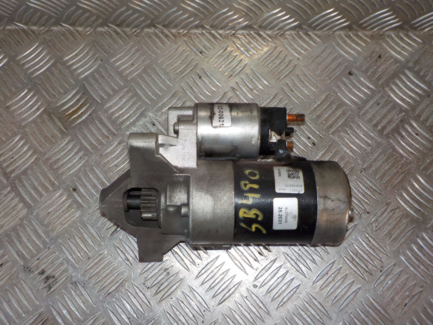 Peugeot 407 Starter Med OEM Nr. 252031 Fra Peugeot Ophugger