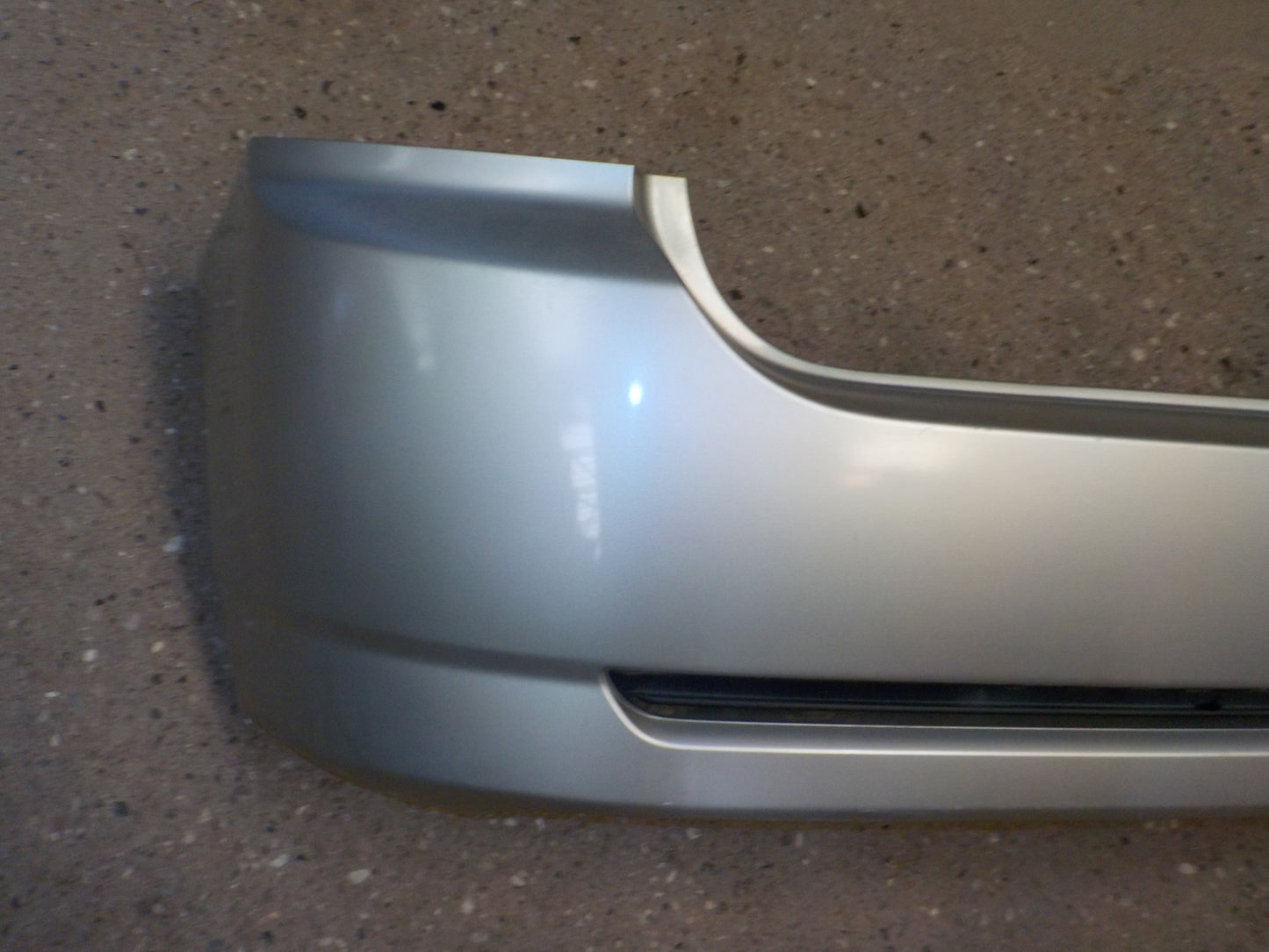 Toyota Corolla E12 Bagkofanger Med OEM Nr. 	5215902923 Fra Toyota Ophugger