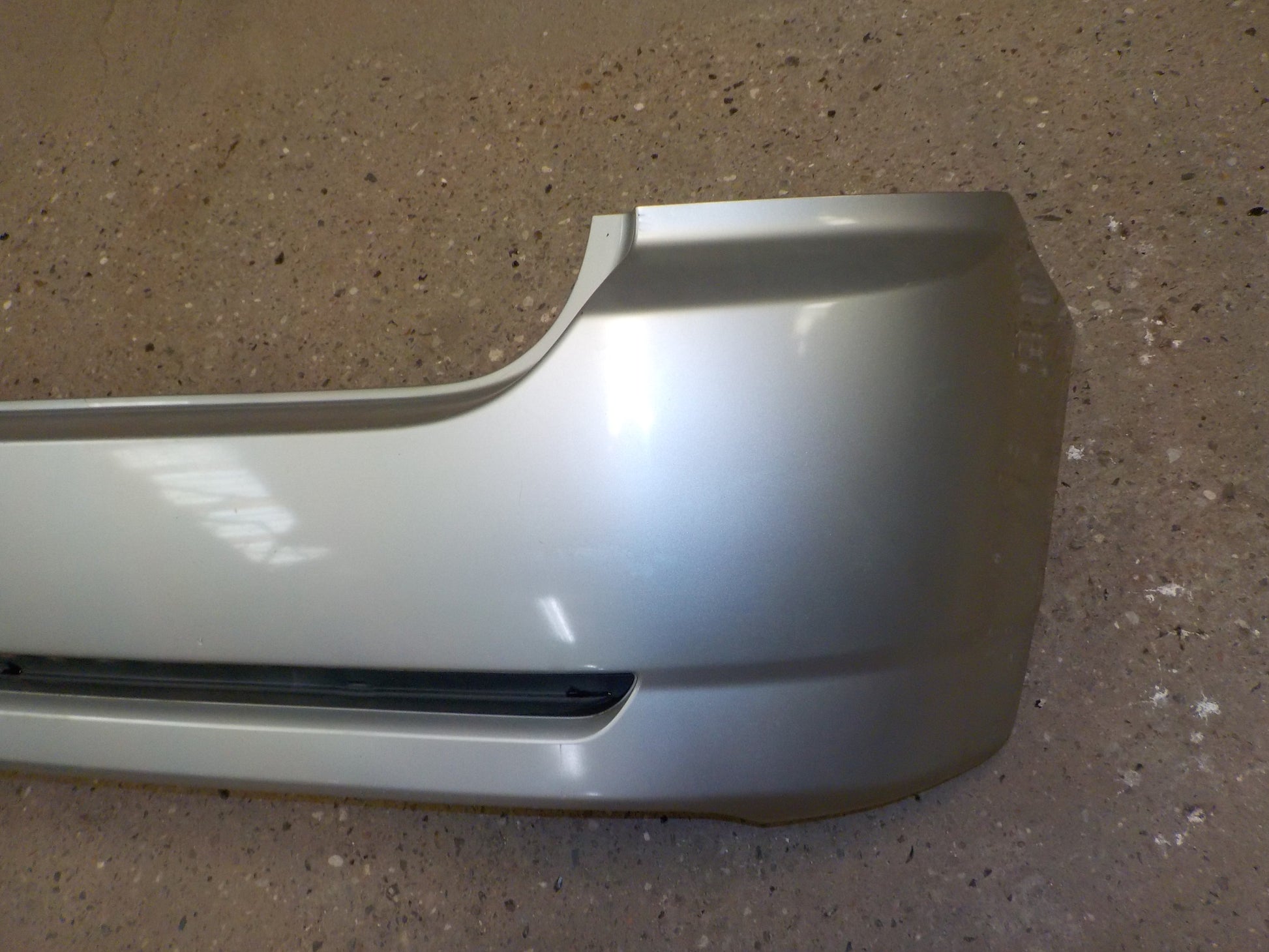 Toyota Corolla E12 Bagkofanger Med OEM Nr. 	5215902923 Fra Toyota Ophugger