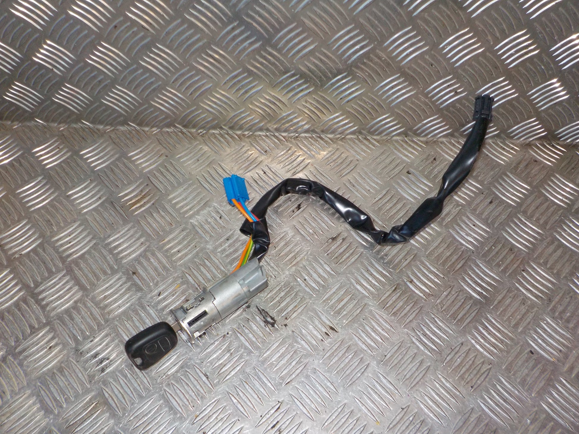 Peugeot 206 Ratlås Med OEM Nr. Ophugger Fra Peugeot Ophugger