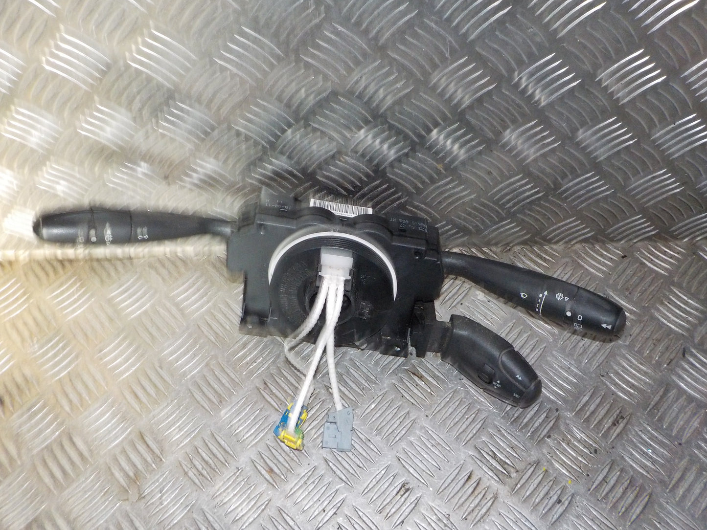 Peugeot 307 Kontakt Combi Med OEM Nr. 96665652XT Fra Peugeot Ophugger