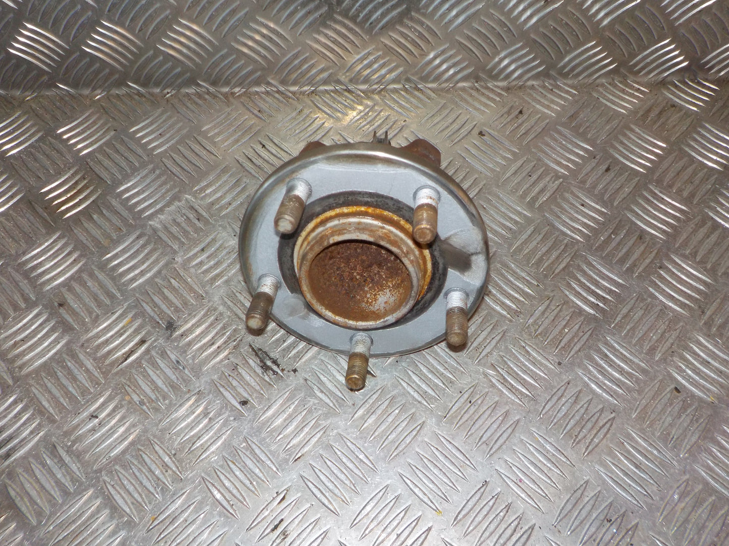 Mazda 3 BK Bagnav Med OEM Nr. BP4K2615XD Fra Mazda Ophugger