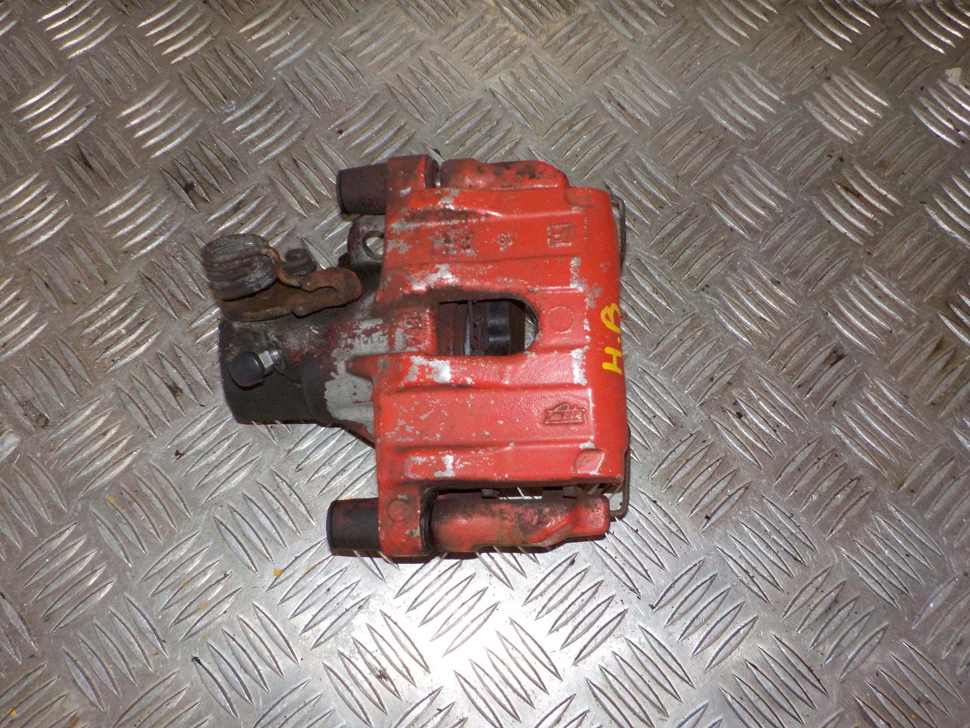 Mazda 3 BK Bremsekaliber HB Med OEM Nr. BPYK2661XB Fra Mazda Ophugger