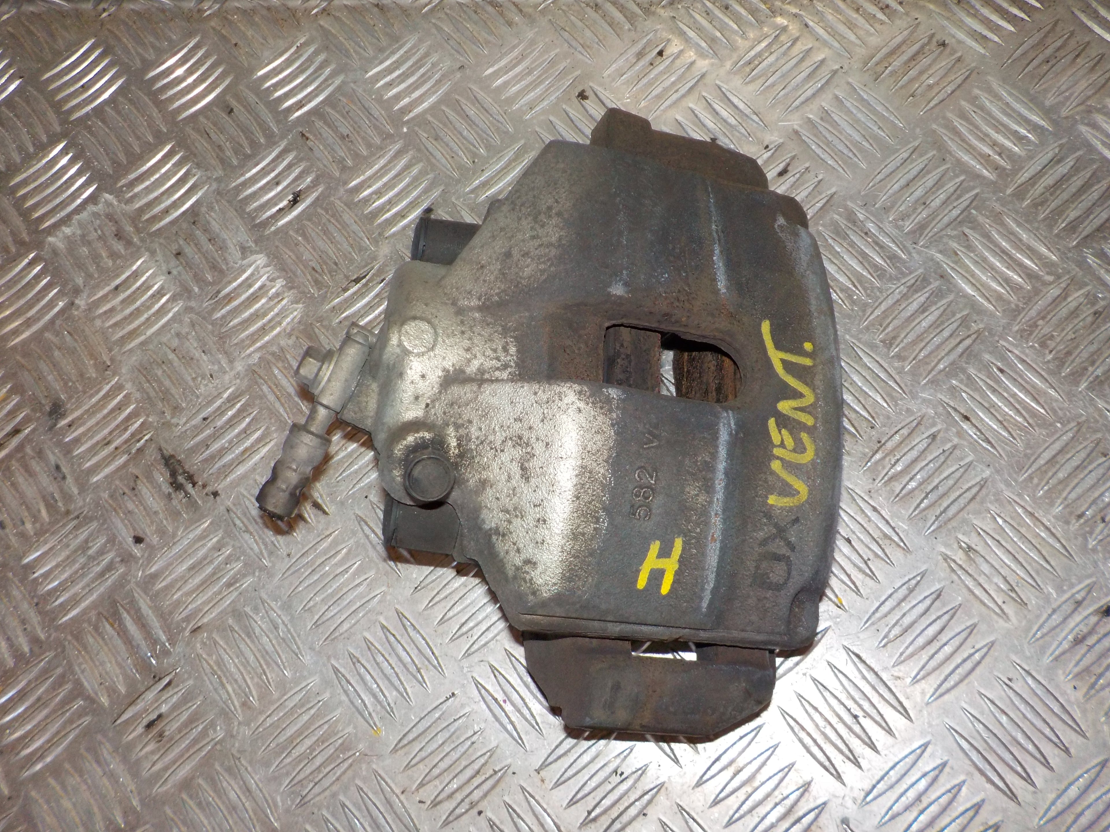 Skoda Fabia Bremsekaliber Hf Med OEM Nr. 1K0615124E Fra Skoda Ophugger