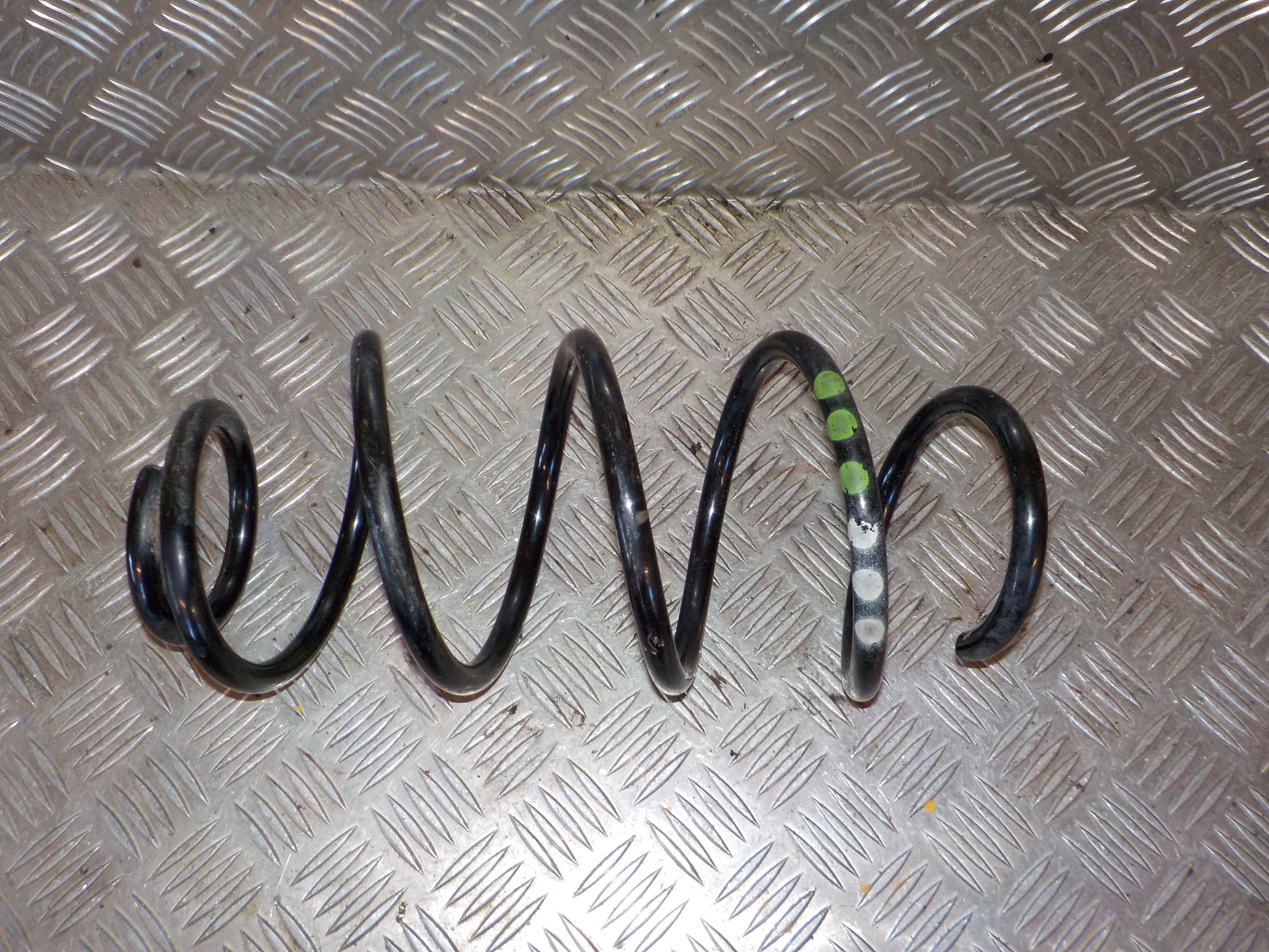 Skoda Fabia Forfjeder Med OEM Nr. 6R0411105B Fra Skoda Ophugger