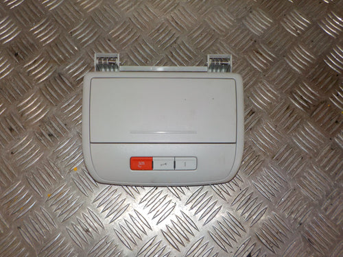 Skoda Fabia Aflægge Hylde Med OEM Nr. 6V0868565 Fra Skoda Ophugger