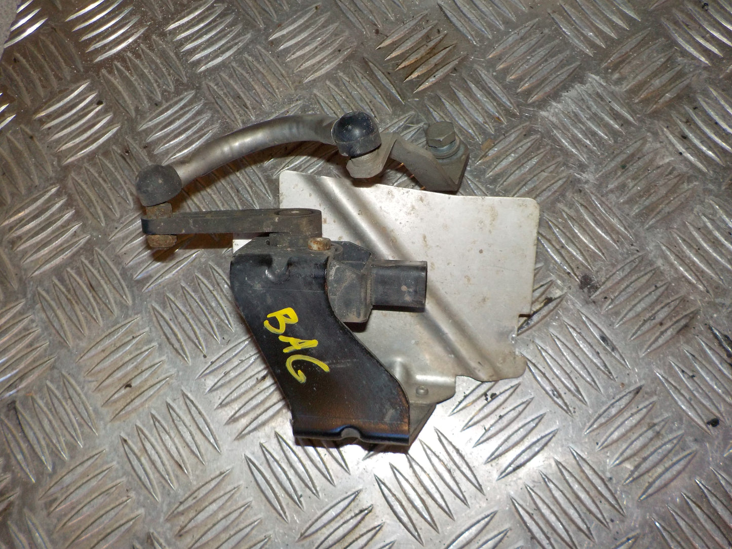 Skoda Fabia Niveaureg. Dele Med OEM Nr. 1T0907503 Fra Skoda Ophugger