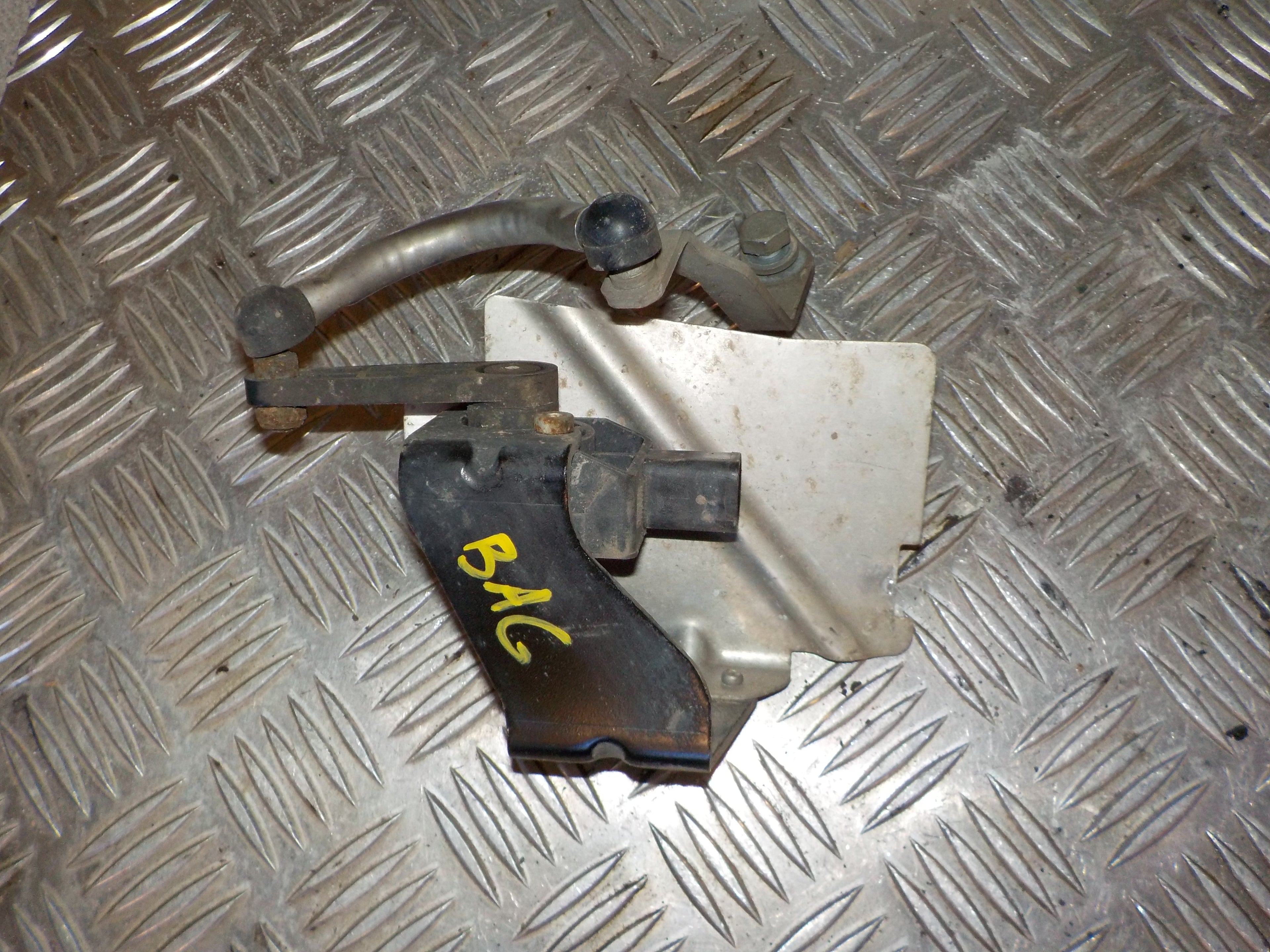 Skoda Fabia Niveaureg. Dele Med OEM Nr. 1T0907503 Fra Skoda Ophugger