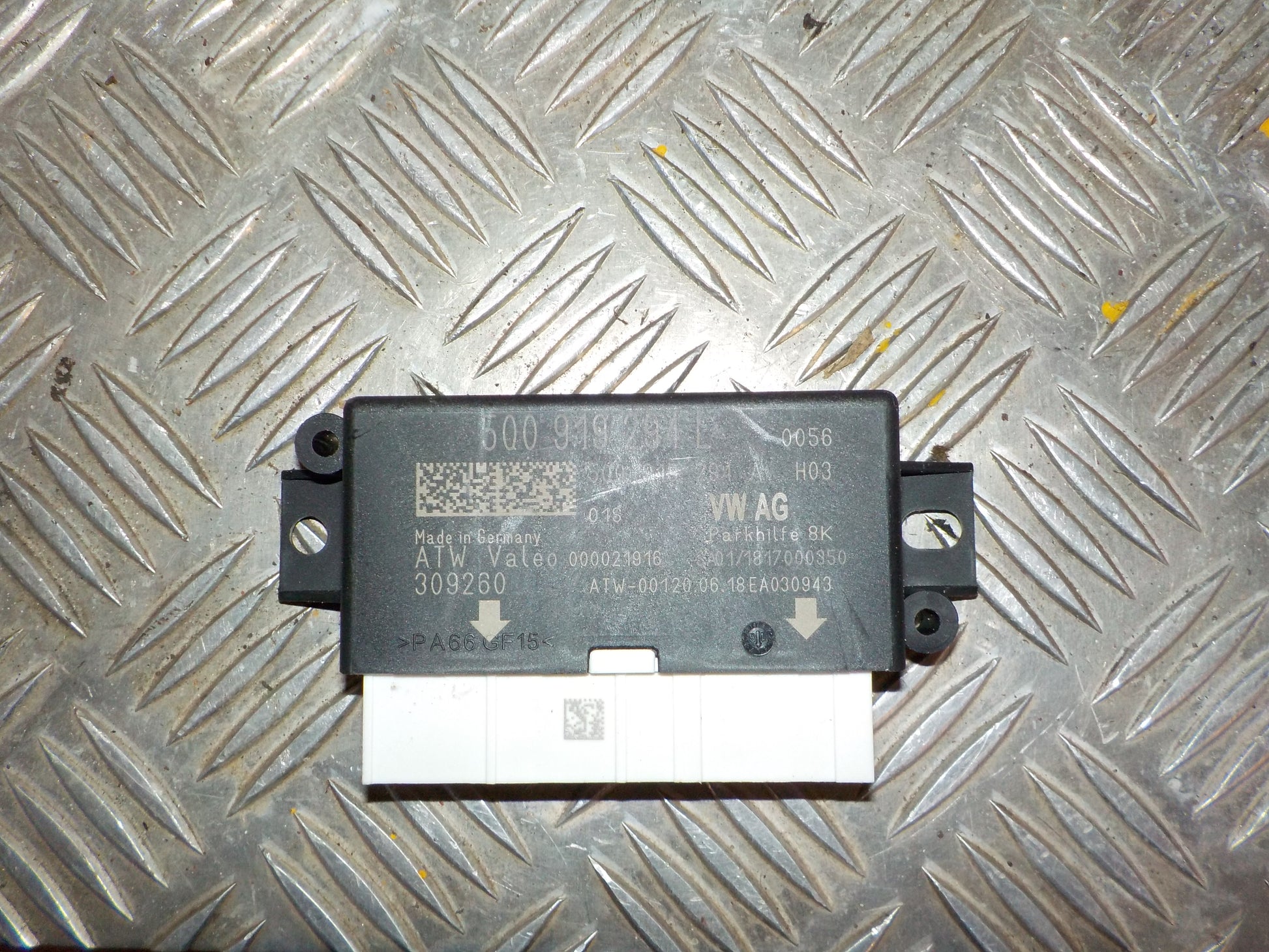 Skoda Fabia Relæ Diverse Med OEM Nr. 5Q0919294L Fra Skoda Ophugger