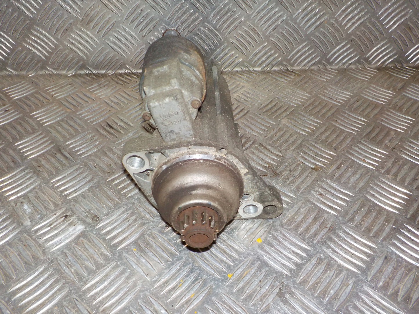 Skoda Fabia Starter Med OEM Nr. 02Z911024J Fra Skoda Ophugger