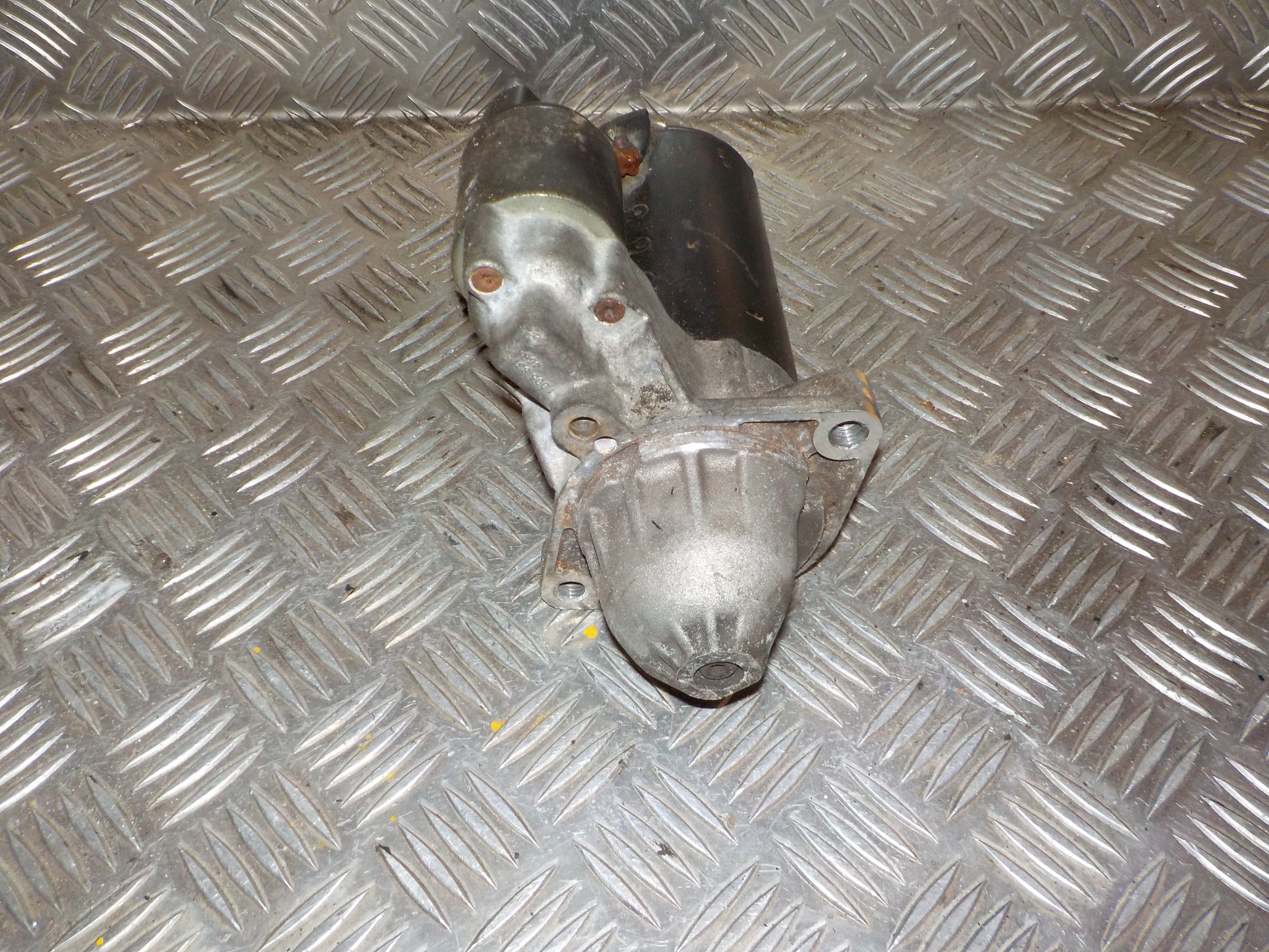 BMW 3-Serie E46 Starter Med OEM Nr. 12417787356 Fra BMW Ophugger