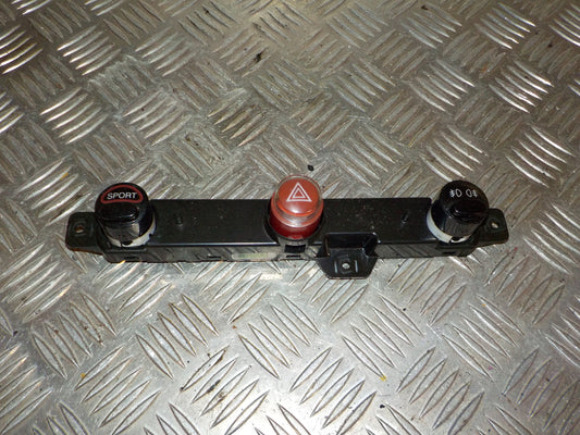 Fiat 500 Kontakt Katastrofe Med OEM Nr. 7354511D Fra Fiat Ophugger