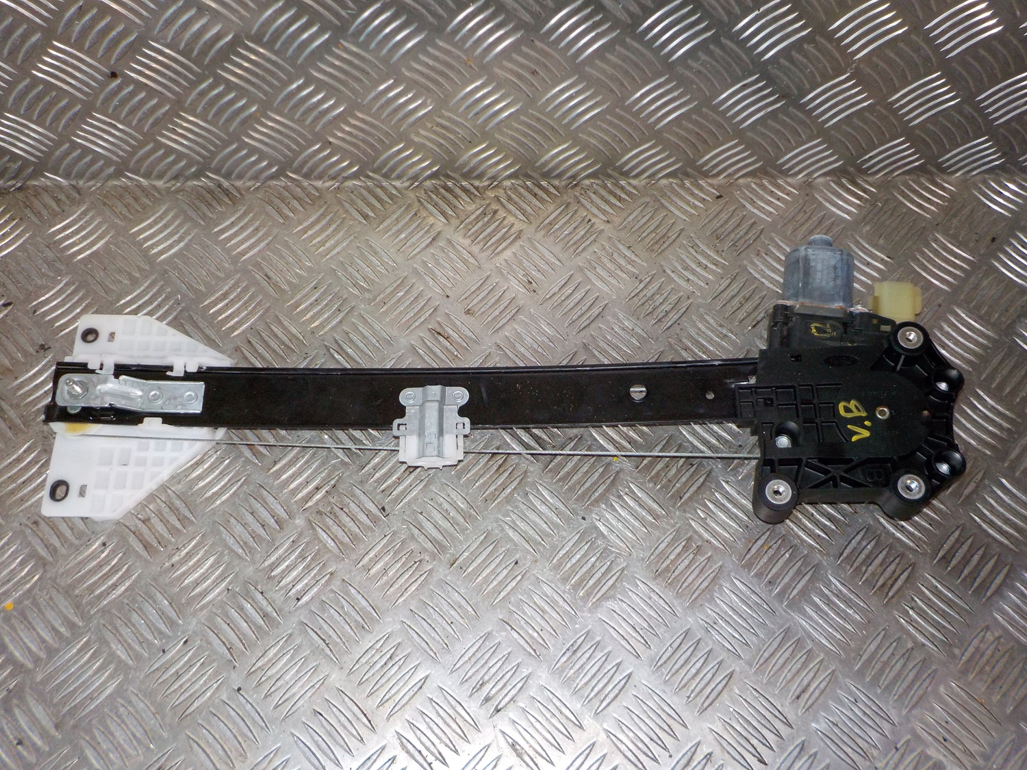 Ford S-Max 2 Rudemotor - Rudehejs Med OEM Nr. 0130822735 Fra Ford Ophugger