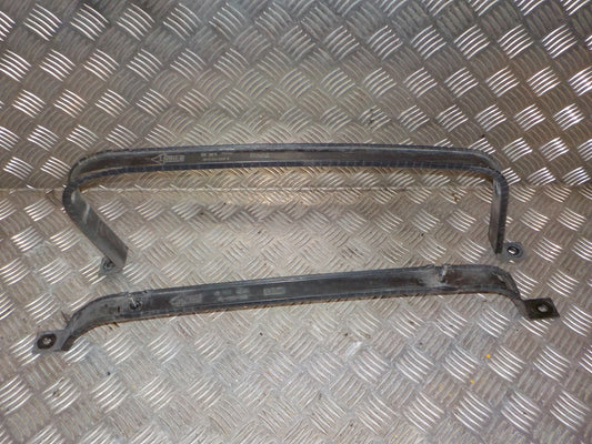 Ford S‑Max 2 Tankbånd Med OEM Nr. 2359021 Fra Ford Ophugger