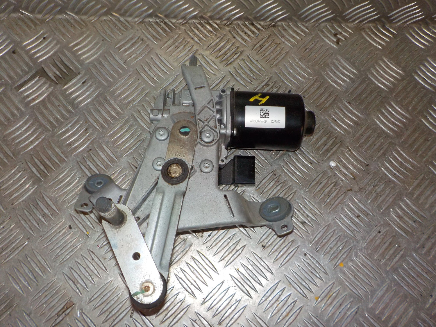 Ford S-Max 2 Viskermotor Med OEM Nr. W000052208 Fra Ford Ophugger