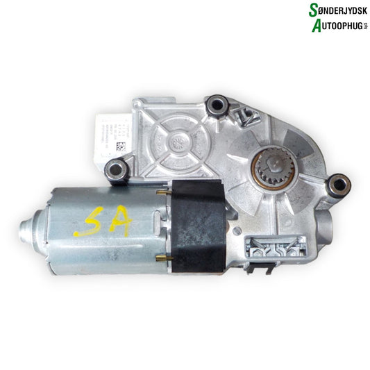 VW Golf 7 AU Soltagsmotor Med OEM Nr. 5G0959591A Fra VW Ophugger