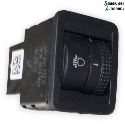 VW Golf 7 AU Kontakt Lygtejustering Med OEM Nr. 5G0941333C Fra VW Ophugger