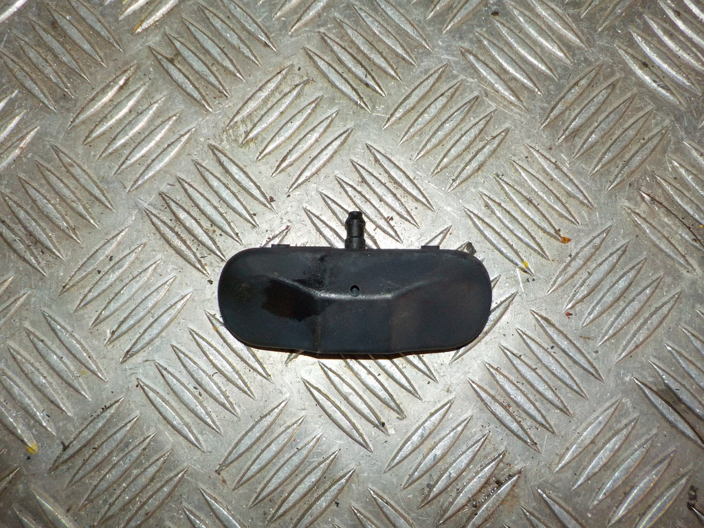 VW Golf 7 Au Sprinklerdyse Med OEM Nr. 5M0955986C Fra VW Ophugger