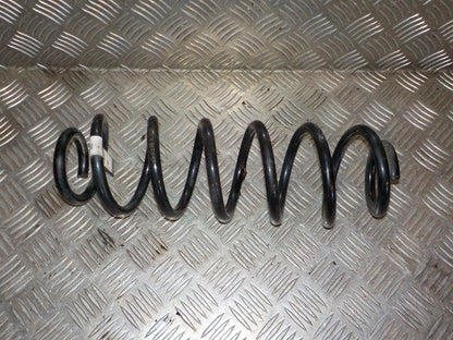 VW Golf 7 AU Bagfjeder Spiral Med OEM Nr. 5Q0511121AF Fra VW Ophugger