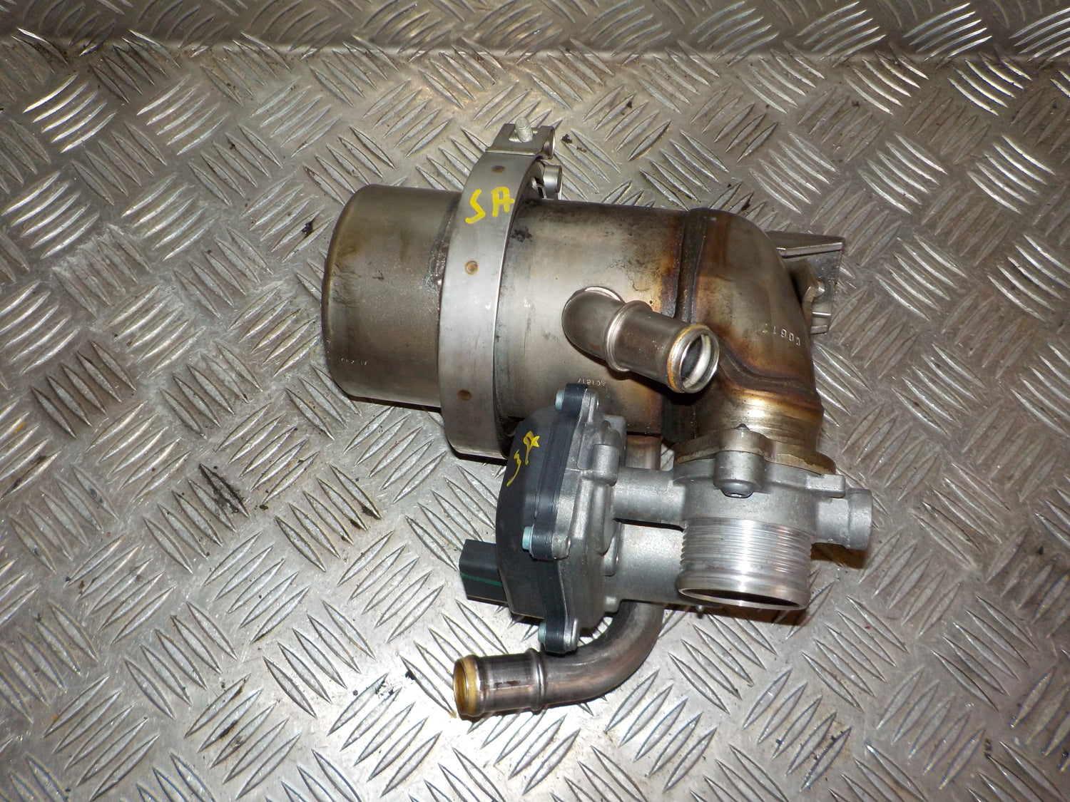 VW Golf 7 AU Egr Ventil Med OEM Nr. 04L131501M Fra VW Ophugger