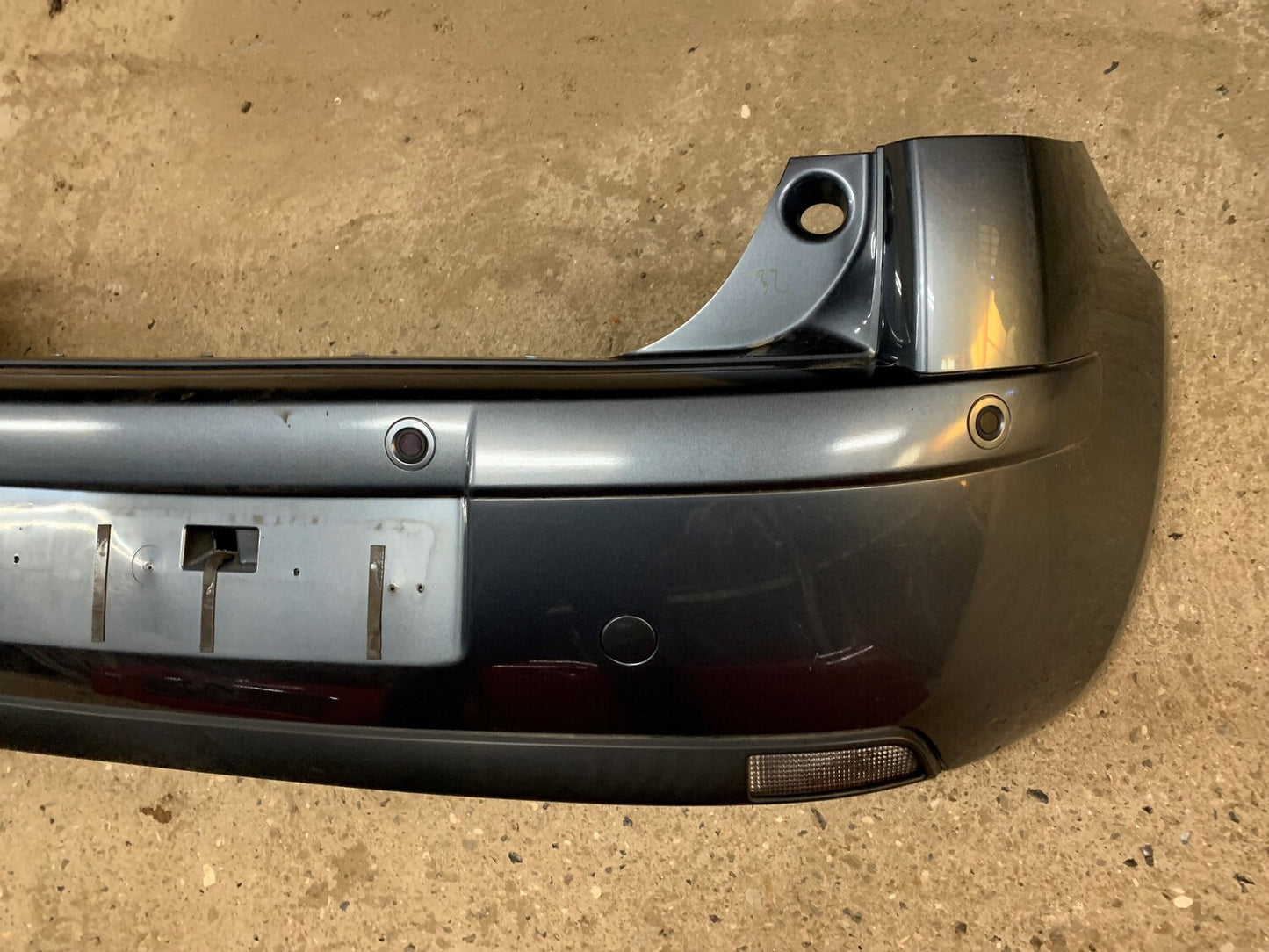 Citroen C4 Bagkofanger Med OEM Nr. 7410W9 Fra Citroen Ophugger