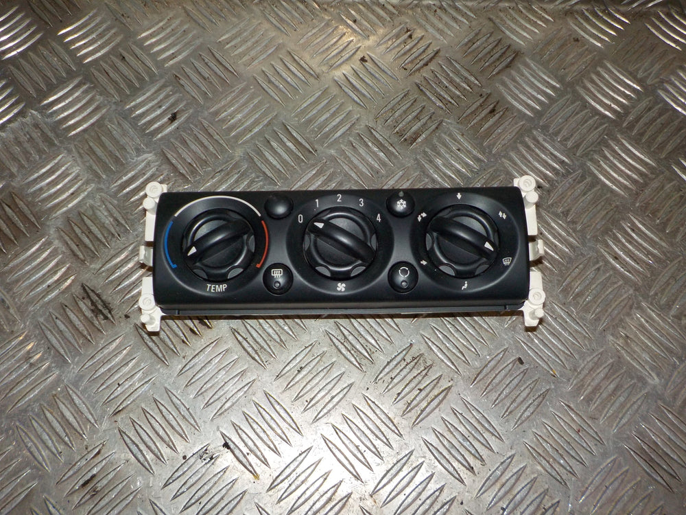 Mini Mki Varmeregulering Med OEM Nr. 64111502214 Fra Mini Ophugger