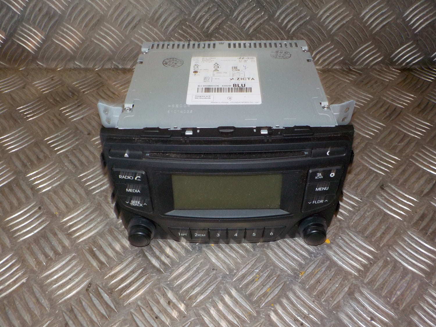 Hyundai Ix20 Radio M/Cd Med OEM Nr. 961701K05D4X Fra Hyundai Ophugger