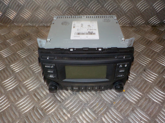 Hyundai IX20 Radio M/Cd Med OEM Nr. 961701K05D4X Fra Hyundai Ophugger