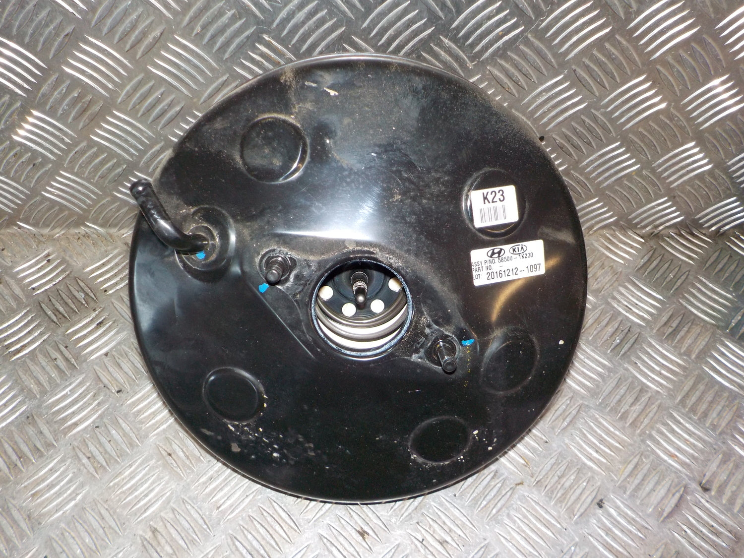 Hyundai Ix20 Bremseforstærker Med OEM Nr. 585001K230 Fra Hyundai Ophugger