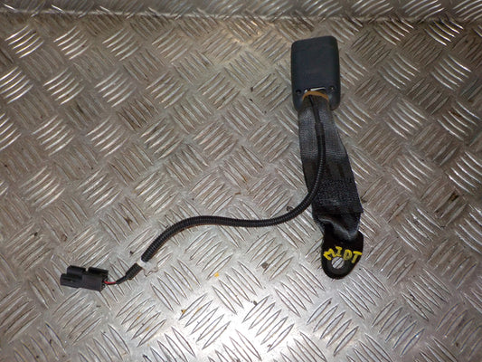 Hyundai IX20 Seleholder (/-Lås) Med OEM Nr. 898601K000EQ	 Fra Hyundai Ophugger