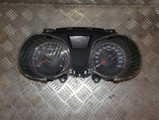 Hyundai IX20 Speedometer - Instrument Med OEM Nr. 940531K080 Fra Hyundai Ophugger