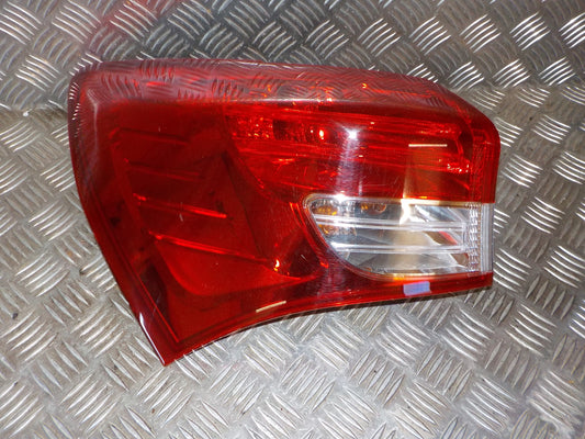 Hyundai IX20 Baglygte Med OEM Nr. 924011K0 Fra Hyundai Ophugger