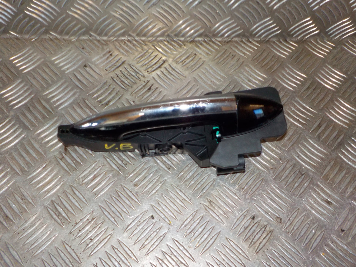 Hyundai Ix20 Håndtag Udvendig Med OEM Nr. 826511K000 Fra Hyundai Ophugger