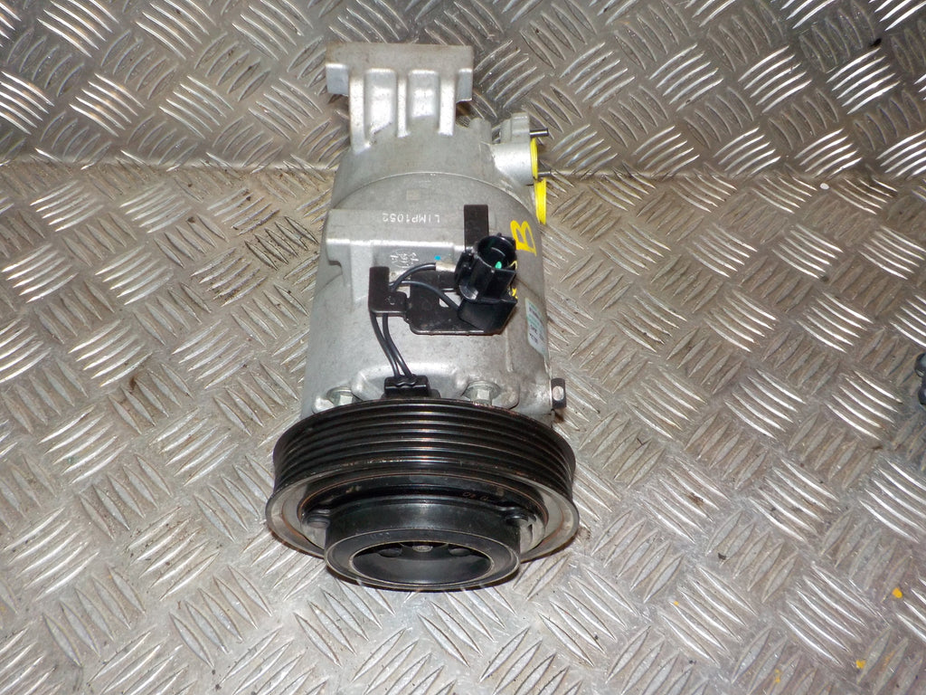 Hyundai Ix20 Aircondition Pumpe Med OEM Nr. CA500YN9AA010 Fra Hyundai Ophugger