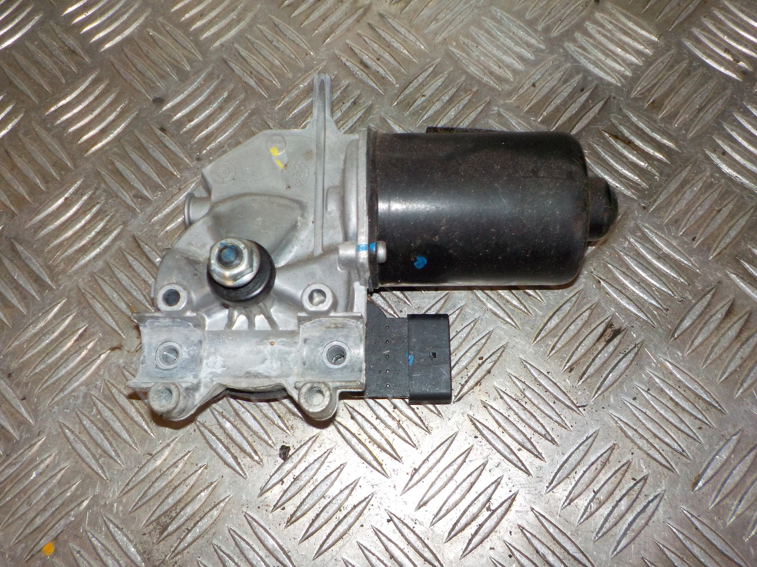 Hyundai IX20 Viskermotor Med OEM Nr. W00030668 Fra Hyundai Ophugger