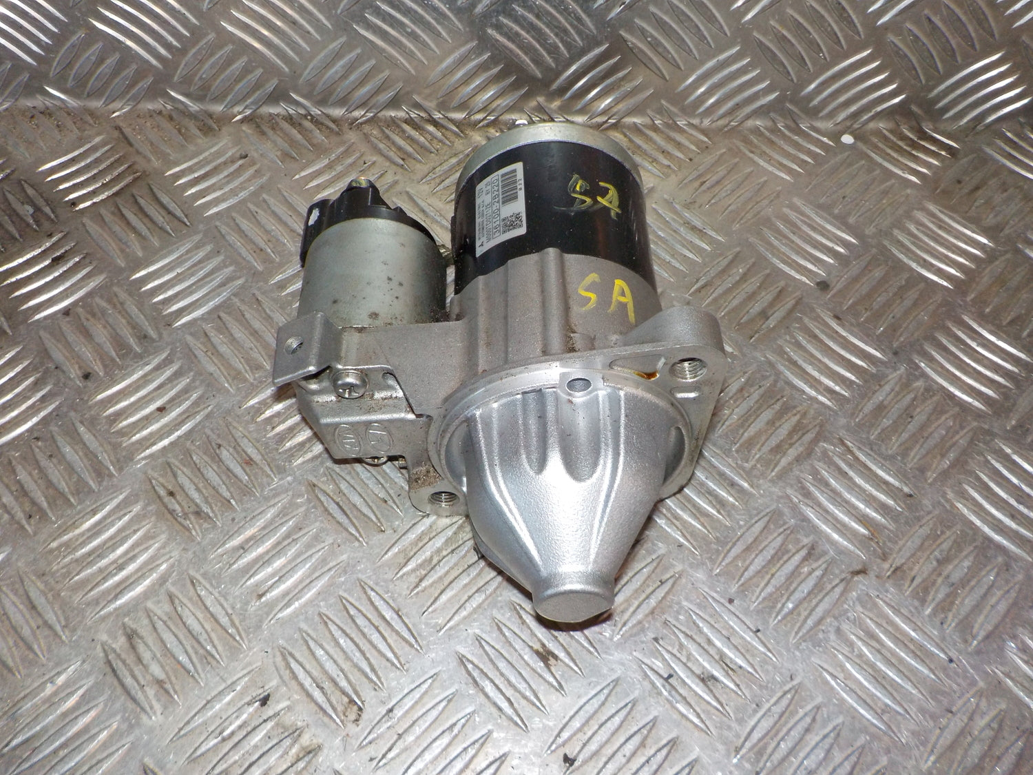 Hyundai Ix20 Starter Med OEM Nr. 361002B220 Fra Hyundai Ophugger