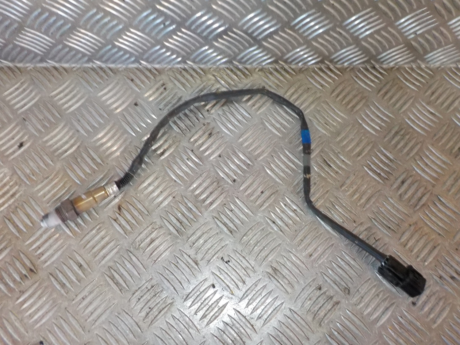 Hyundai Ix20 Lambda Sonde/Nox Sensor Med OEM Nr. 592102B310 Fra Hyundai Ophugger