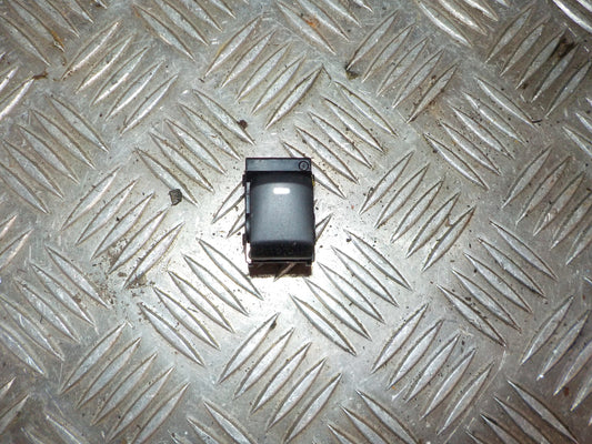 Hyundai IX20 Kontakt Rudehejs Med OEM Nr. 935751H000 Fra Hyundai Ophugger