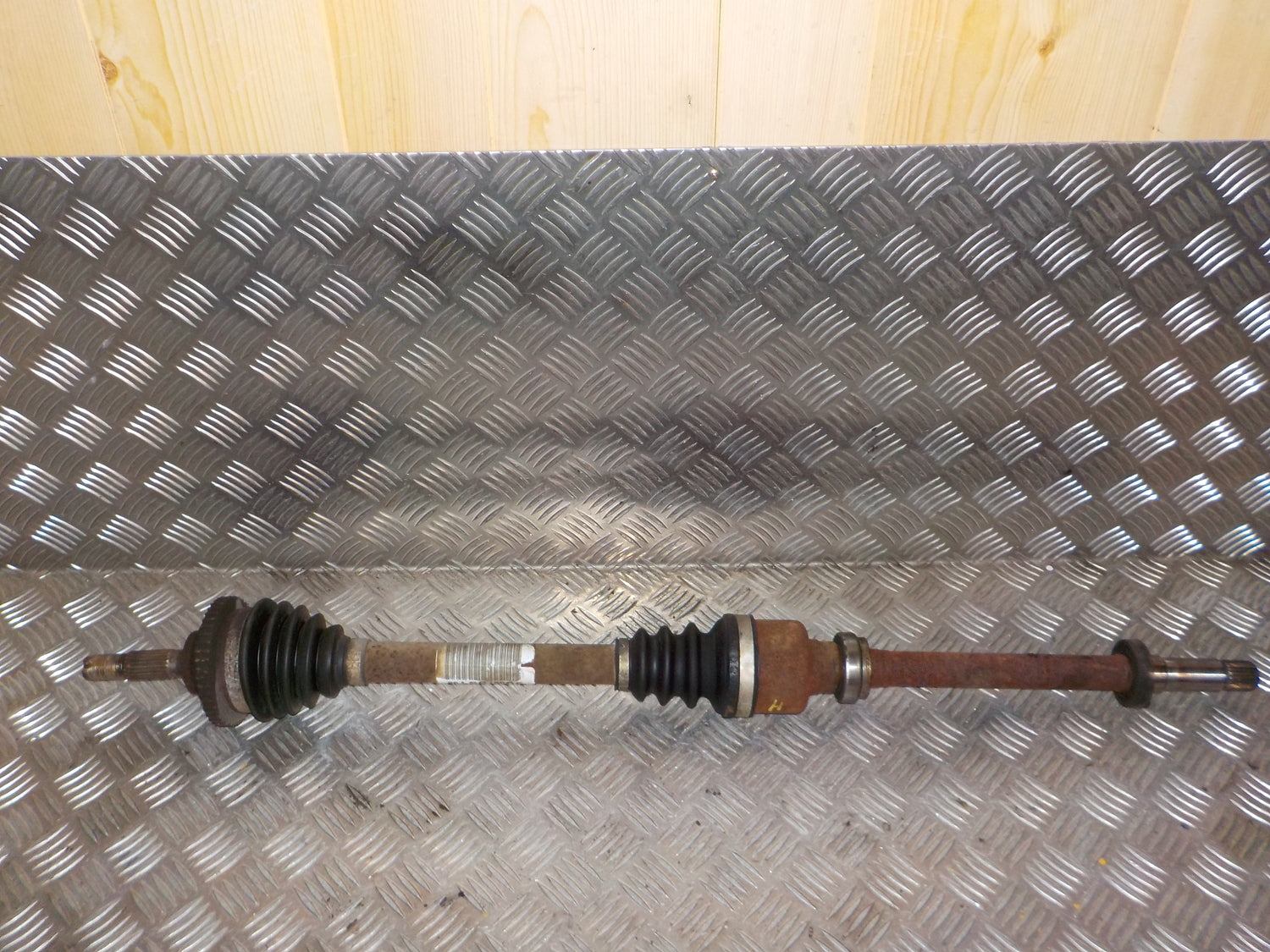 Peugeot 206+ Trækaksel For H Med OEM Nr. 9683753180 Fra Peugeot Ophugger