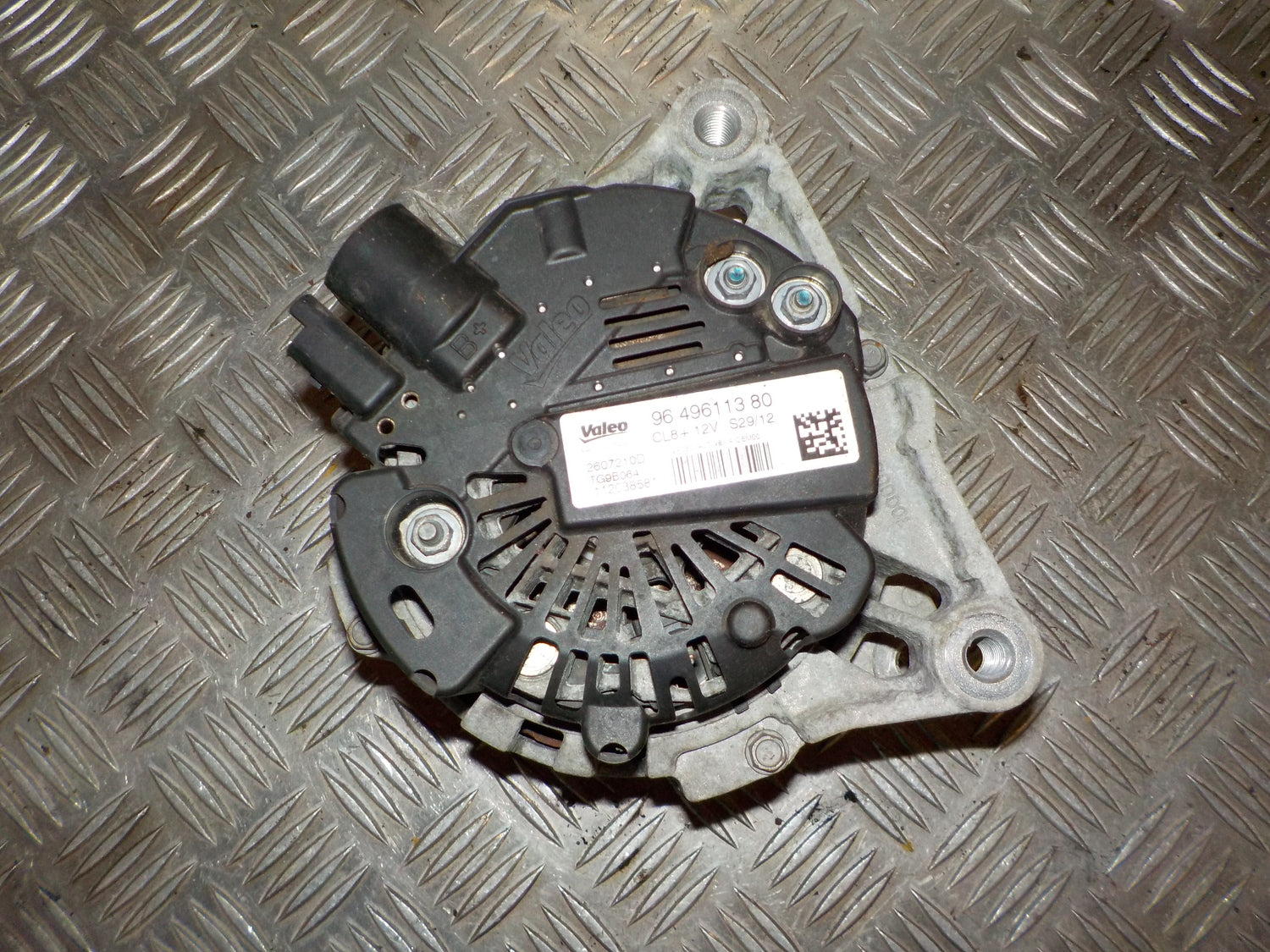 Peugeot 206+ Generator Med OEM Nr. A5TA6391 Fra Peugeot Ophugger