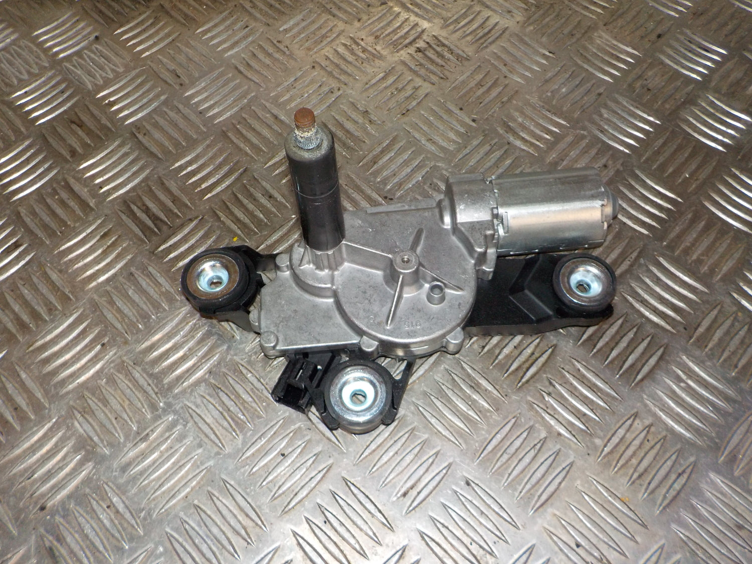 Volvo S40/V50 Bagrudevisker Motor Med OEM Nr. 0390201823 Fra Volvo Ophugger