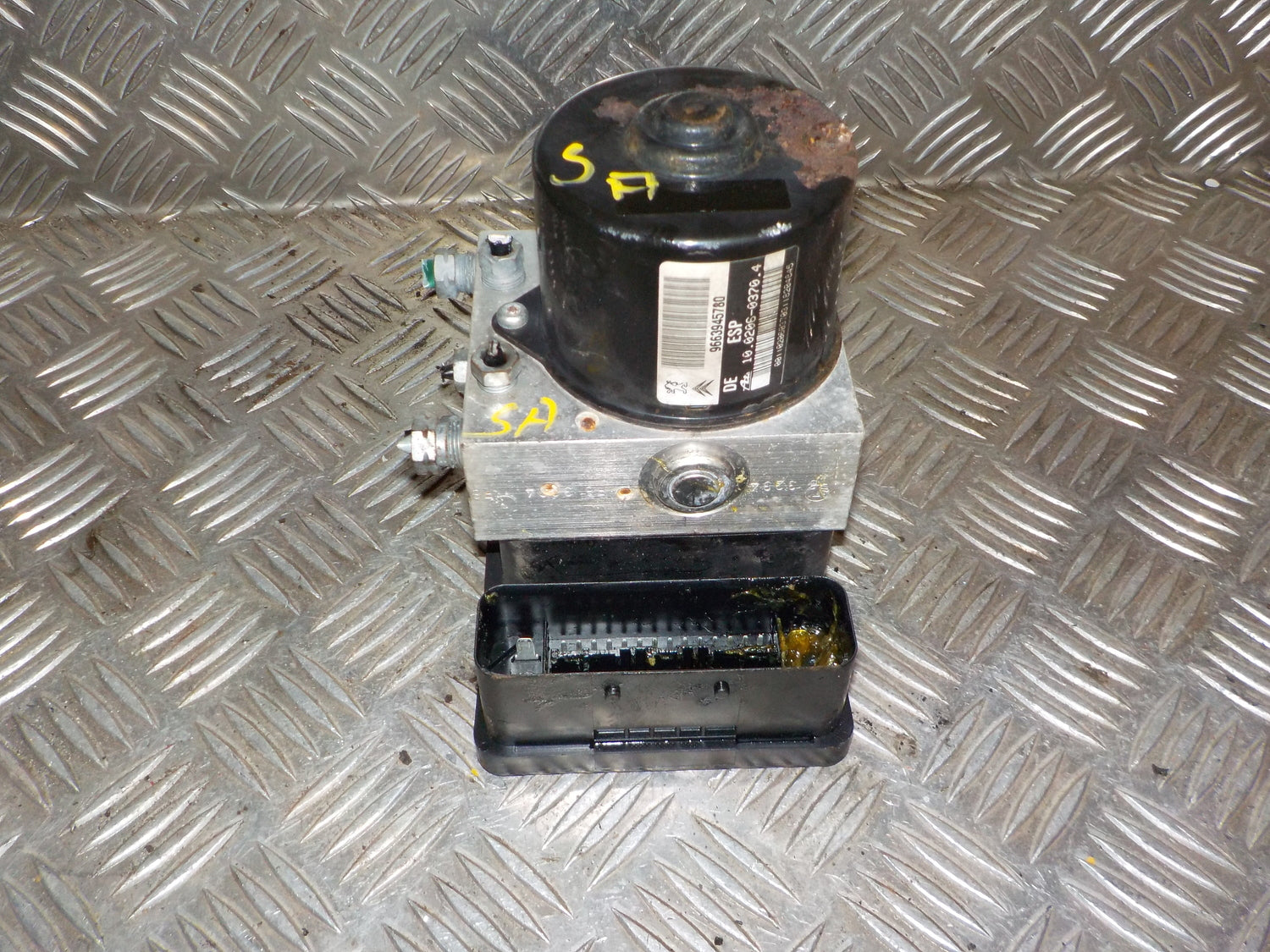 Peugeot 207 Cc ABS Pumpe Med OEM Nr. 9663945780 Fra Peugeot Ophugger