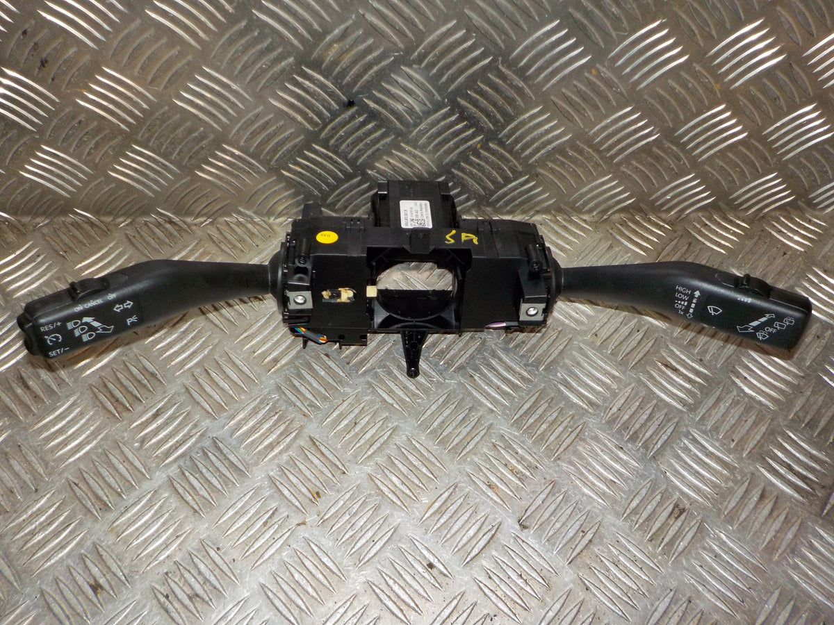 Skoda Rapid Kontakt Combi Med OEM Nr. 6RA953513B Fra Skoda Ophugger