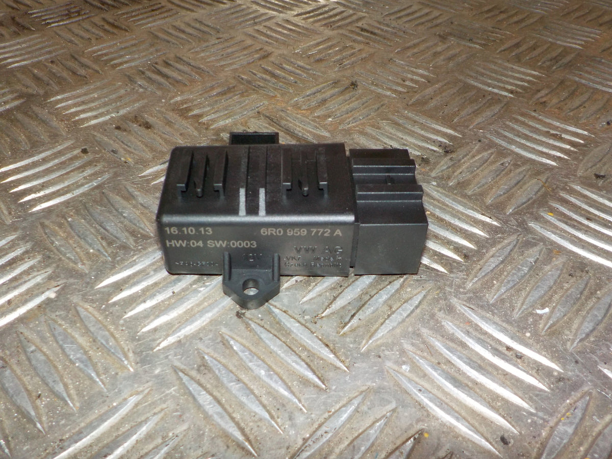 Skoda Rapid Relæ Diverse Med OEM Nr. 6R0959772A Fra Skoda Ophugger