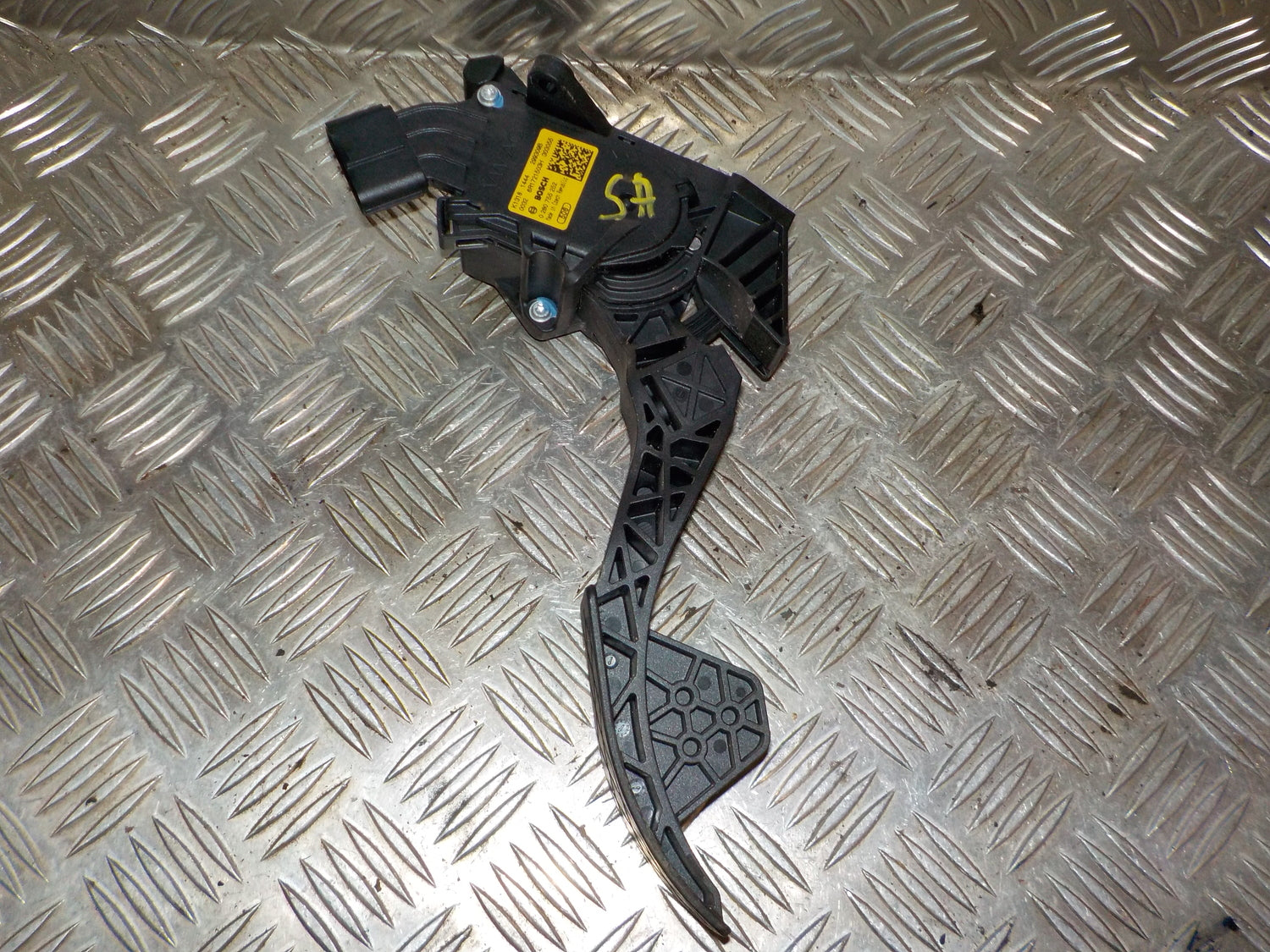 Skoda Rapid Speederpedal Med OEM Nr. 6R1721503F Fra Skoda Ophugger