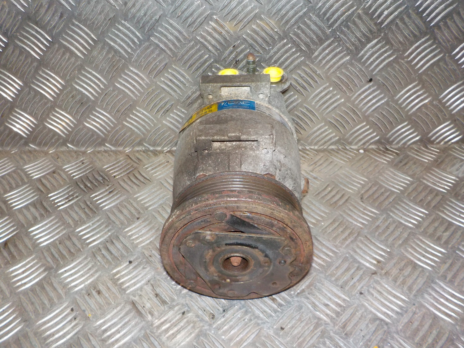 Chevrolet Nubira Aircondition Pumpe Med OEM Nr. 715372 Fra Chevrolet Ophugger