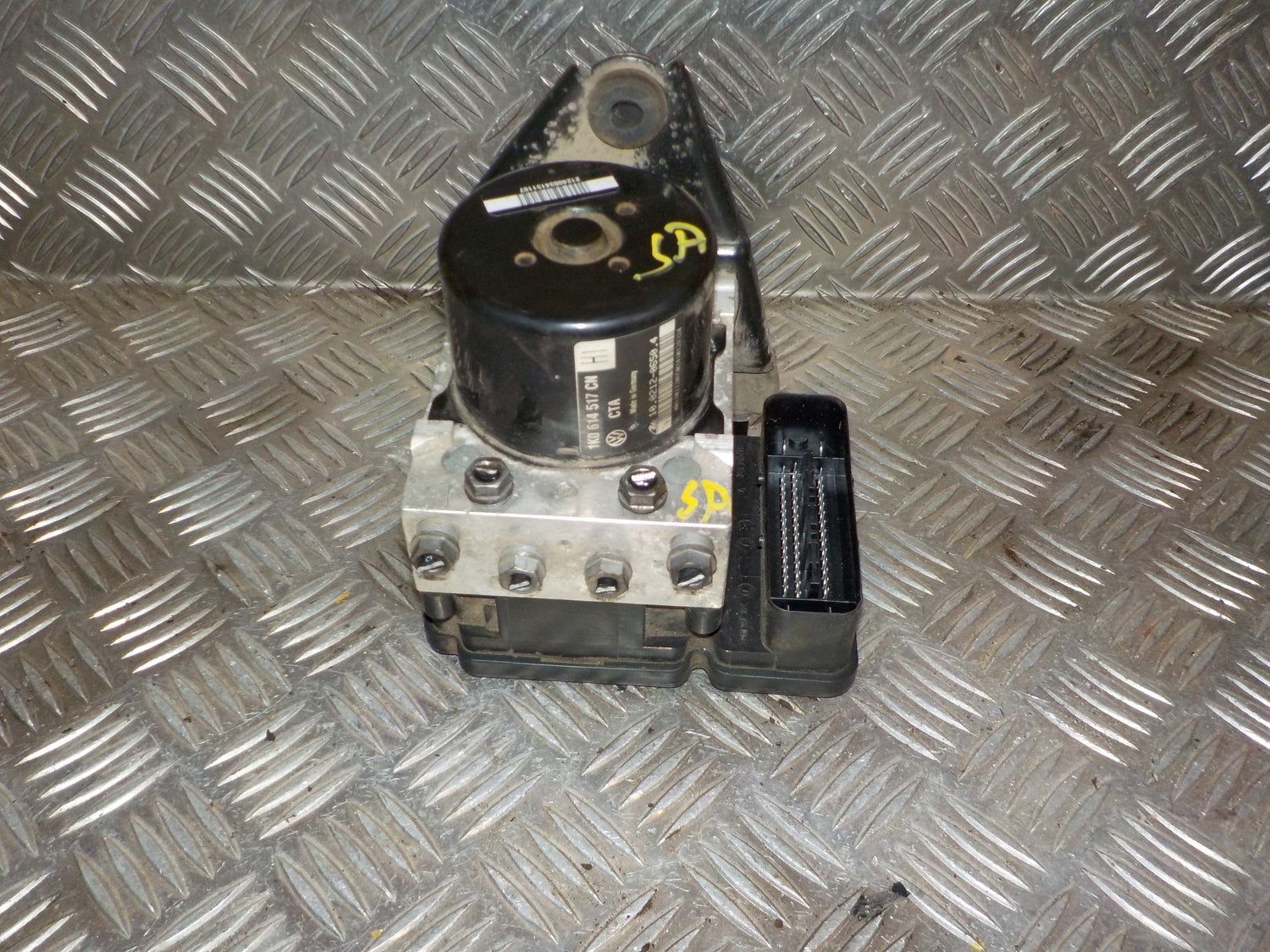 Skoda Superb ABS Pumpe Med OEM Nr. 1K0614517CN Fra Skoda Ophugger